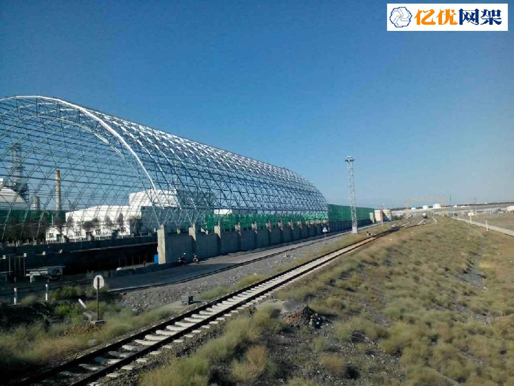 汕头中石油独山子石化干煤棚网架